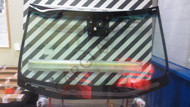 Фото Лобовое стекло на хундай генезис, hyundai genesis в наличии на нашем складе