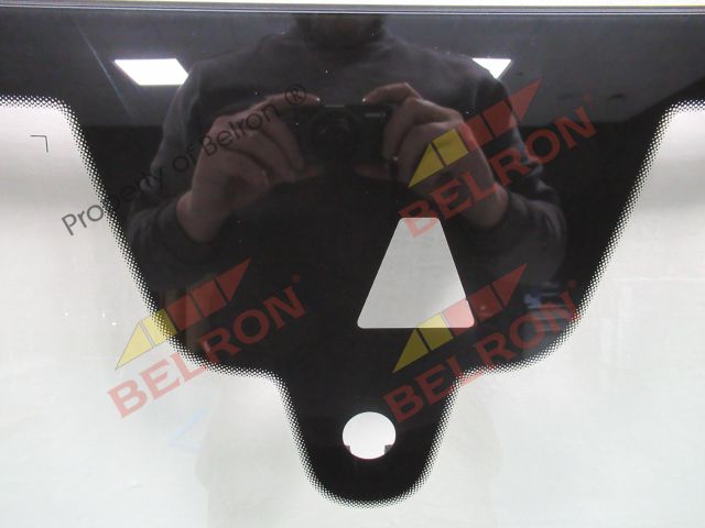 Фото Лобовое стекло на порше кайен 3, porsche cayenne 3 в наличии на нашем складе